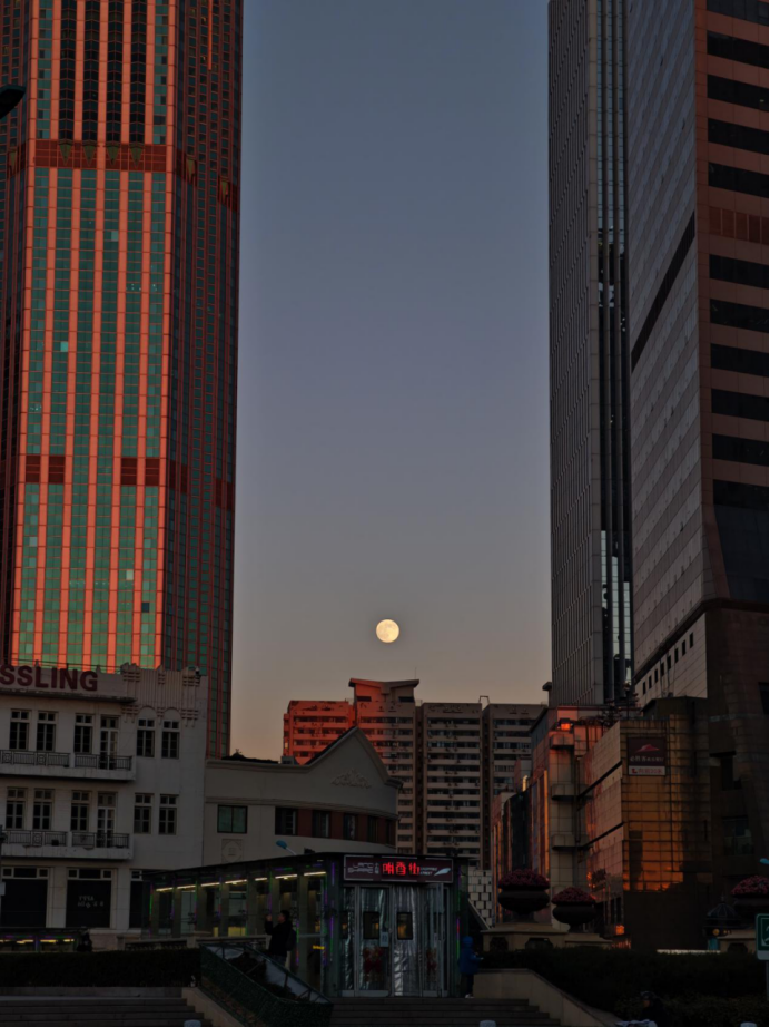 1765782448519 1765782448519