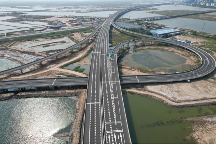 1767003826432 1767003826432